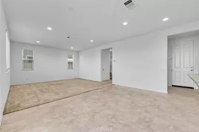 29109 Sunforest, Lake Elsinore, CA 92530 - Photo 5