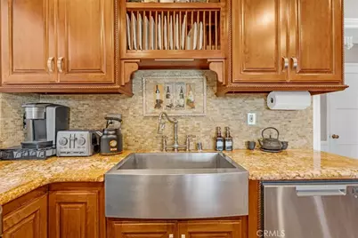4161 Keever Avenue, Long Beach, CA 90807 - Photo 19
