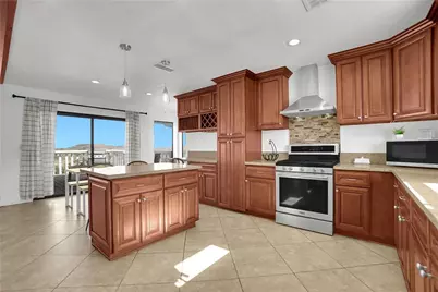 39158 Vista Del Bosque, Murrieta, CA 92562 - Photo 5