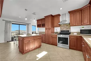39158 Vista Del Bosque, Murrieta, CA 92562 - Photo 5