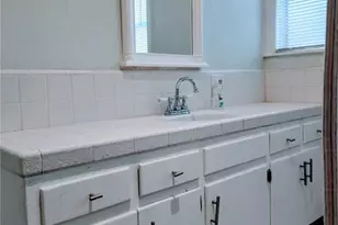1618 Baker St, Bakersfield, CA 93305 - Photo 25
