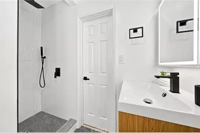 358 S Pampas, Rialto, CA 92376 - Photo 23