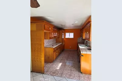 1901 Sunshine, Bakersfield, CA 93307 - Photo 5
