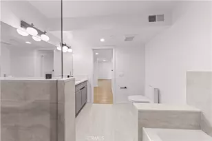 176 N Catalina Ave, Pasadena, CA 91106 - Photo 33