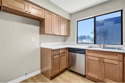 8221 Langdon Avenue #207, Van Nuys, CA 91406 - Photo 3