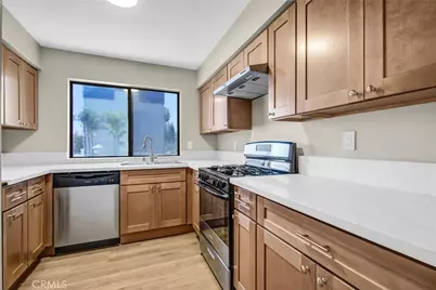 8221 Langdon Avenue #207, Van Nuys, CA 91406 - Photo 5
