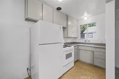 56 N Parkwood, Pasadena, CA 91107 - Photo 11