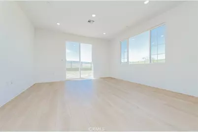 17835 McKenzie Court, Hesperia, CA 92345 - Photo 9