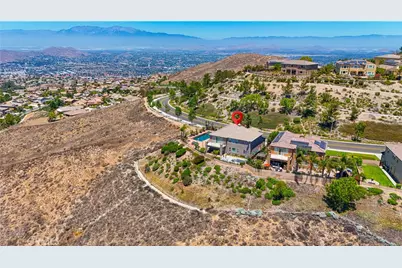 18458 Lakepointe, Riverside, CA 92503 - Photo 49