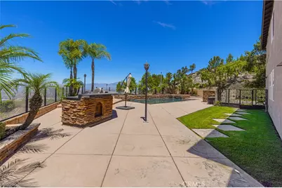 18458 Lakepointe, Riverside, CA 92503 - Photo 35