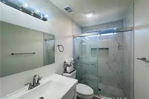 364 W 15th, Los Angeles, CA 90015 - Photo 13