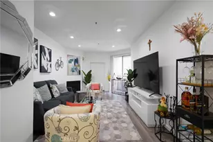 500 S Berendo St, Los Angeles, CA 90020 - Photo 5
