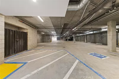 176 N N Catalina Avenue #404, Pasadena, CA 91106 - Photo 45