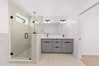 176 N N Catalina Avenue #404, Pasadena, CA 91106 - Photo 25
