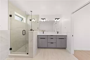 176 N Catalina Ave, Pasadena, CA 91106 - Photo 25