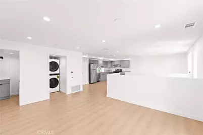 176 N N Catalina Avenue #404, Pasadena, CA 91106 - Photo 27