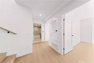 176 N Catalina Ave, Pasadena, CA 91106 - Photo 15