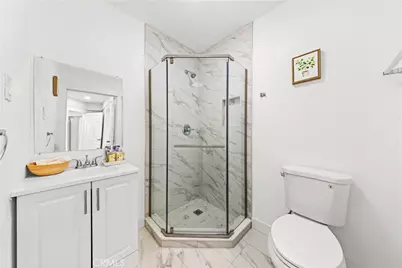 304 N Monterey, Ontario, CA 91764 - Photo 17