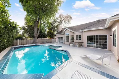136 N Garfield Place, Monrovia, CA 91016 - Photo 31