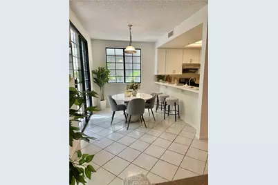 235 S Holliston, Pasadena, CA 91106 - Photo 5