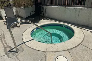 235 S Holliston, Pasadena, CA 91106 - Photo 19