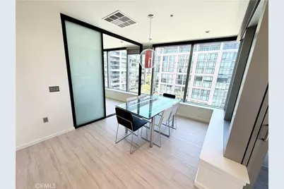 1155 S Grand Avenue #1017, Los Angeles, CA 90015 - Photo 13