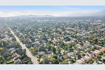 439 S Grand Oaks Ave, Pasadena, CA 91107 - Photo 35