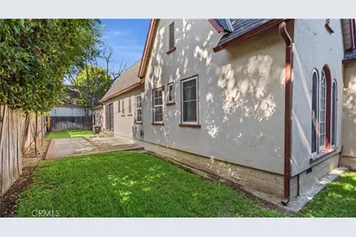439 S Grand Oaks Ave, Pasadena, CA 91107 - Photo 29