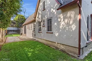 439 S Grand Oaks Ave, Pasadena, CA 91107 - Photo 29