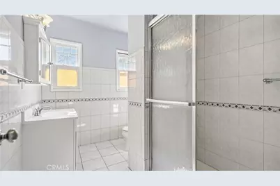 439 S Grand Oaks Ave, Pasadena, CA 91107 - Photo 11