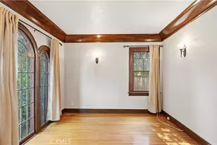 439 S Grand Oaks Ave, Pasadena, CA 91107 - Photo 5