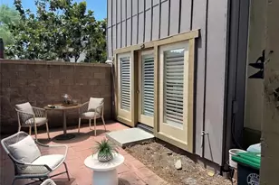284 Tustin Field Dr, Tustin, CA 92782 - Photo 13