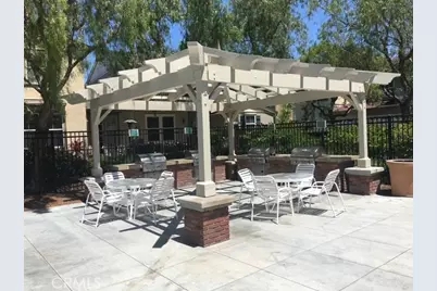 284 Tustin Field Drive, Tustin, CA 92782 - Photo 3