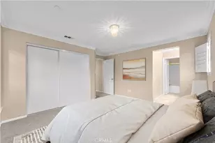 284 Tustin Field Dr, Tustin, CA 92782 - Photo 7