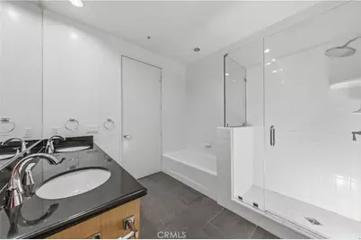 10911 Wellworth #1A, Los Angeles, CA 90024 - Photo 11