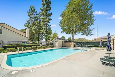 317 Somerset Court, Azusa, CA 91702 - Photo 35