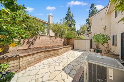 317 Somerset Court, Azusa, CA 91702 - Photo 33