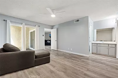 303 W Linda Vista Avenue #19, Alhambra, CA 91801 - Photo 11
