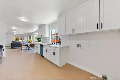1132 W 55th Street, Los Angeles, CA 90037 - Photo 9