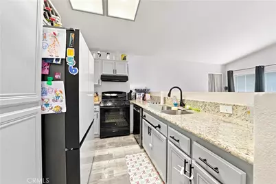 14743 Wakefield Drive, Adelanto, CA 92301 - Photo 7