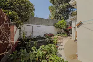 1915 Echo Park, Los Angeles, CA 90026 - Photo 49
