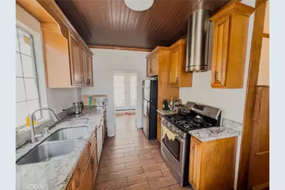1915 Echo Park, Los Angeles, CA 90026 - Photo 35