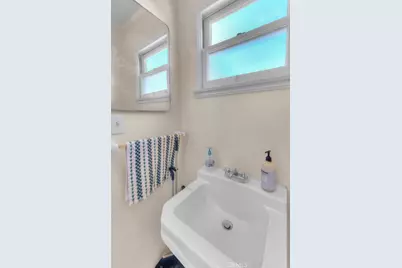 564 N Armel, Covina, CA 91722 - Photo 43