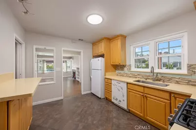 721 723 W Hellman, Alhambra, CA 91803 - Photo 19