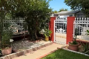 14800 Lanark, Panorama City, CA 91402 - Photo 1