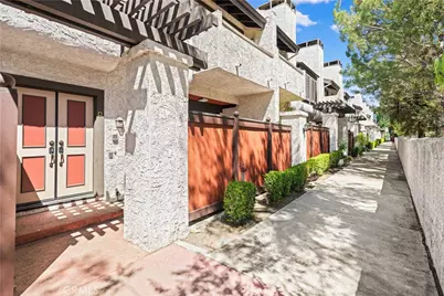 454 West Huntington Drive #D, Arcadia, CA 91007 - Photo 3