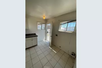 530 W Poplar, Compton, CA 90220 - Photo 7