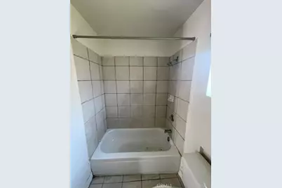 530 W Poplar, Compton, CA 90220 - Photo 15