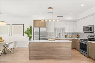 5151 W Redondo Ct, Los Angeles, CA 90019 - Photo 7