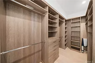 5151 W Redondo Ct, Los Angeles, CA 90019 - Photo 31